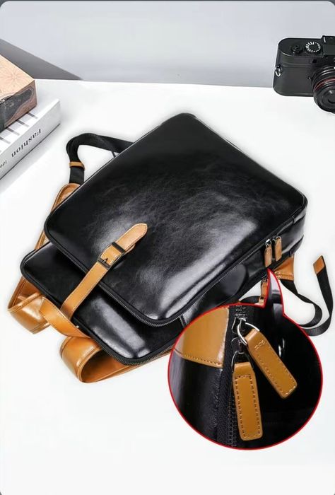 Рюкзак из кожи, чёрный и стильный