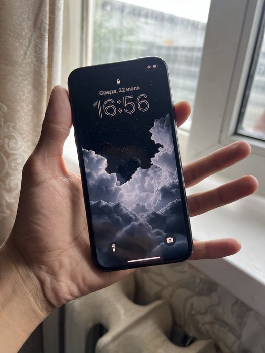 iPhone Xs емкость 100