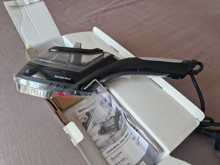 Парна ютия и четка SILVERCREST SDRB 1000 B1