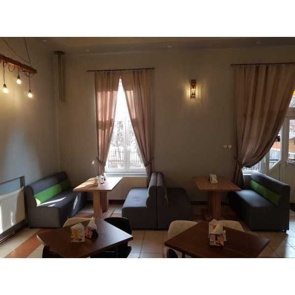 Mese, fotolii, bar, cafenea. restaurant, bistro, pizzerie, fast food