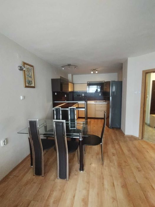 Дава се под наем Тристаен апартамент в София, Център - 90 кв.м за 867 € - Снимка #1