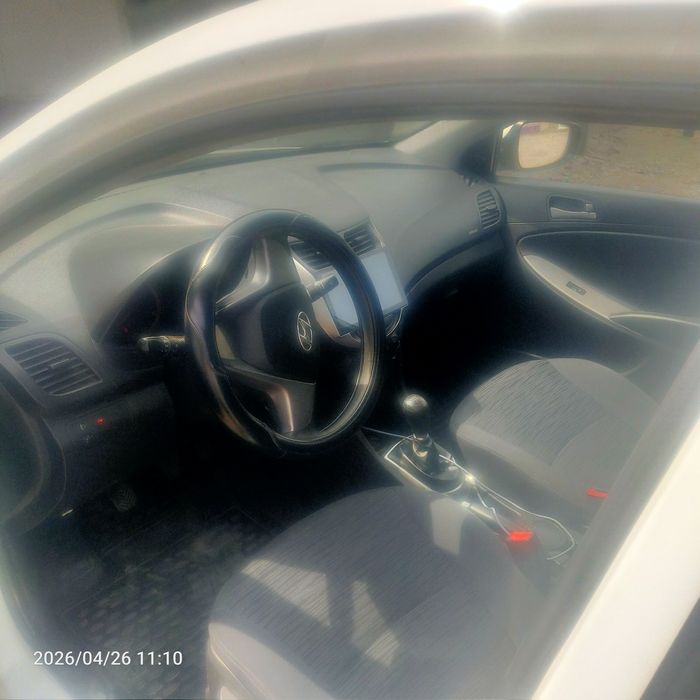 Хюндай акцент 2015, 1.6 МКП