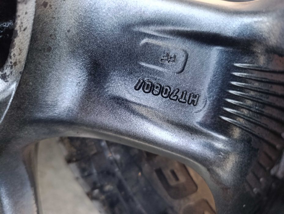 Джанти и гуми 16 цола Нисан Кашкай , Джук , Х трейл 5х114,3