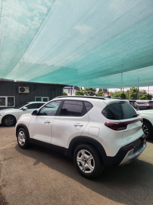 Kia Sonet 2025 yil