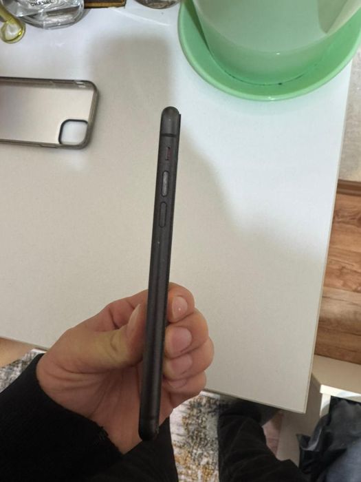 Айфон 11 64 гигабайт