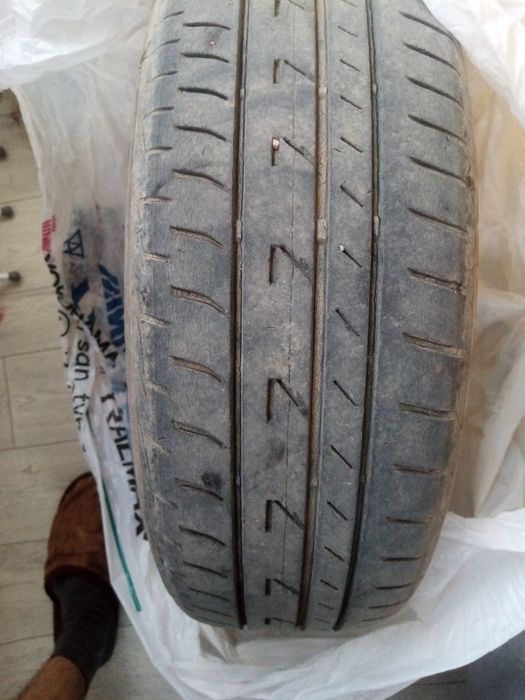 Продам летние шины 185/60 R15