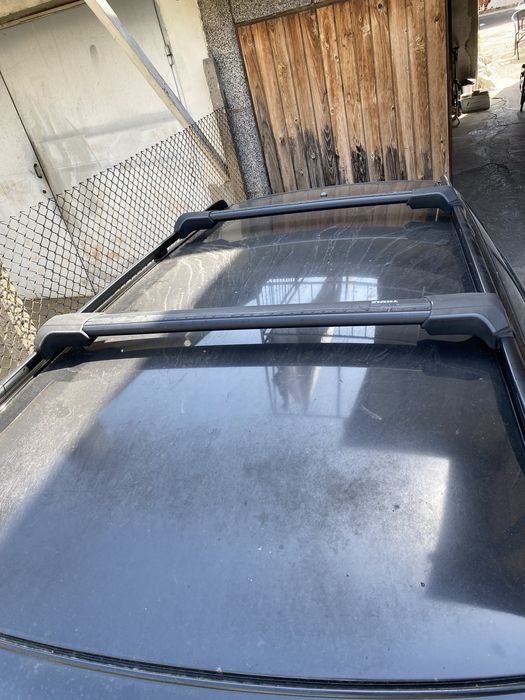 Продавам напречни греди THULE