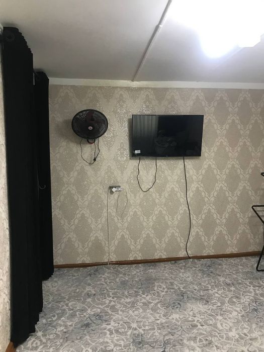 Продаю 2-х комнатнаю квартиру с ремонтом Спутник Ц квартал