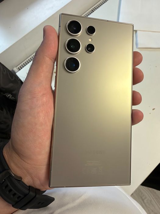 Samsung S24 Ultra  256Gb 10/10