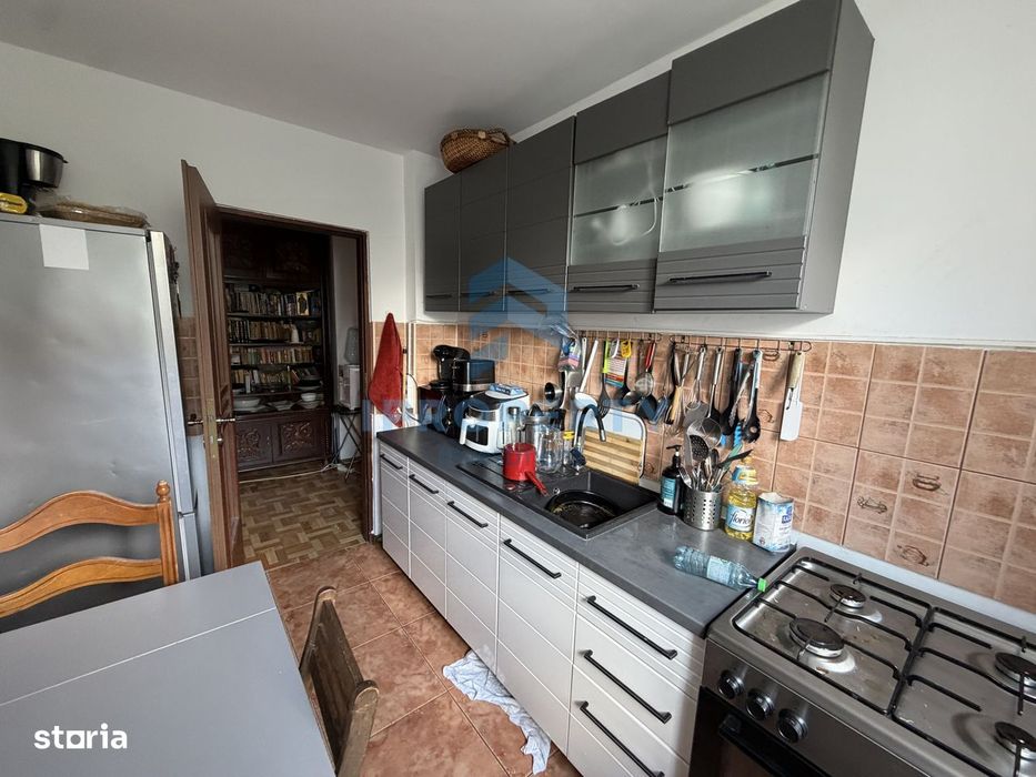 Apartament de 3 Obor , Aleea Avrig 6. Doua bai. Bloc anvelopat