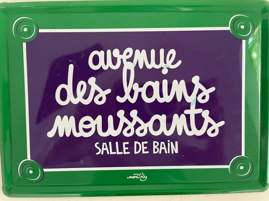 semn metalic emailat se agata pe usa de la baie sau perete franceza