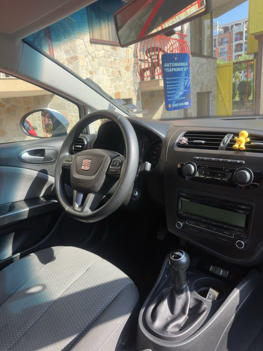 Seat Leon 1.6TDI 2011година