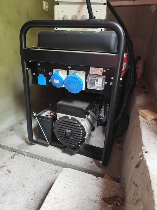 Generator curent 11 kVA  benzina