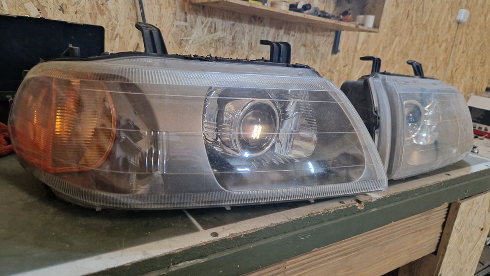 Фары монтеро спорт.