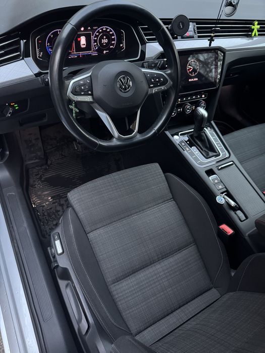 VOLKSWAGEN Passat 2020 — imagine 15