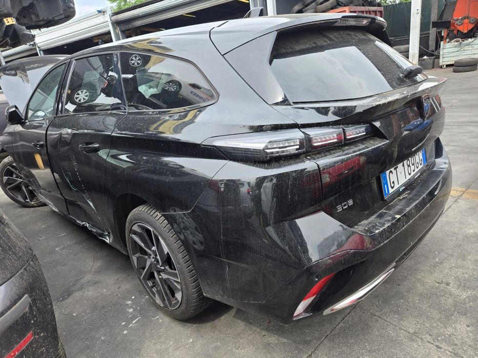 Haion spate peugeot 308 an 2024 Break