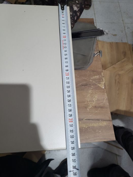 Табуретка прочная (новая)