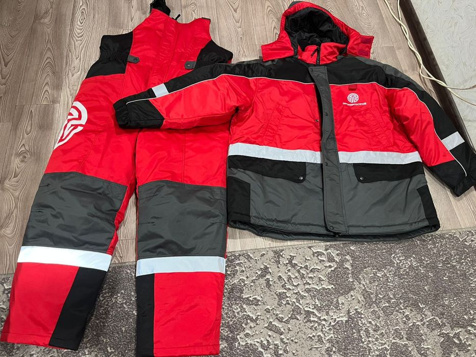 Продам зимний костюм