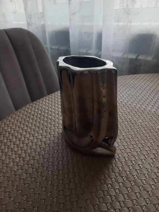 Ваза декоративная.