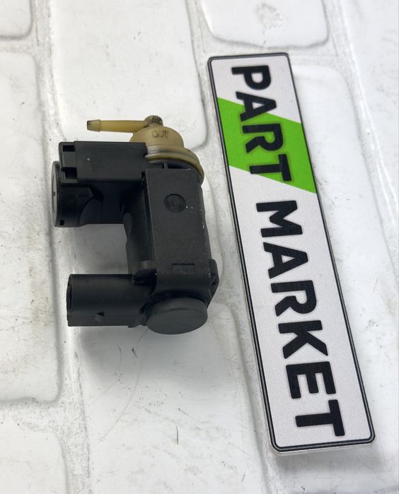 Клапан налягане AUDI 059906627Q