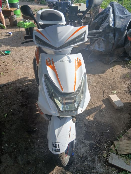 Продам скутер 150 кубов