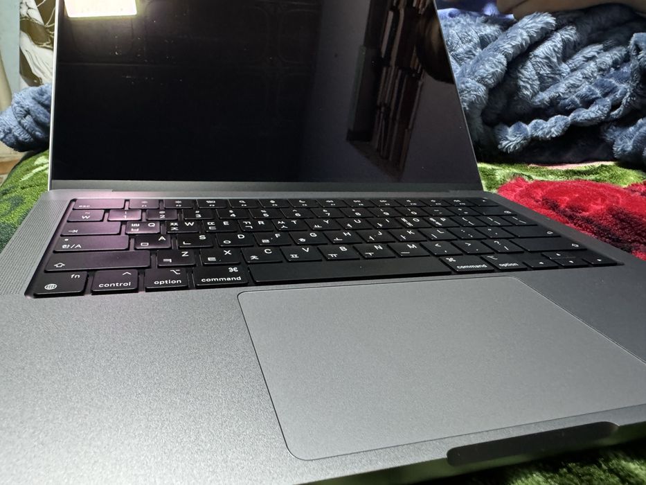 Macbook pro m2 pro 16/512 14-inch 16 yader 120 fps quvat 40 soatgacha