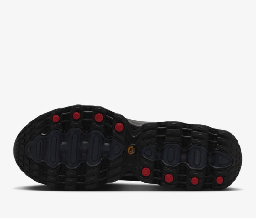 Продавам Nike dn8