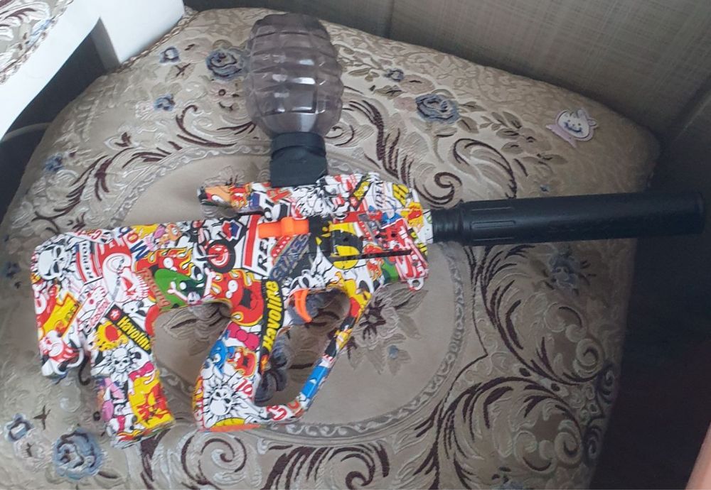 Пистолет AUG 7-8 mm