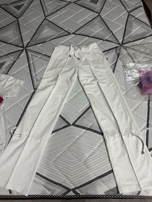 Спортивка очень красивая для девушек