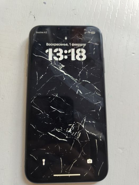 Продам айфон 11.