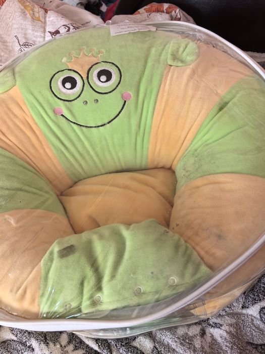 Пуф/барбарон за за сядане наа бебе с животно