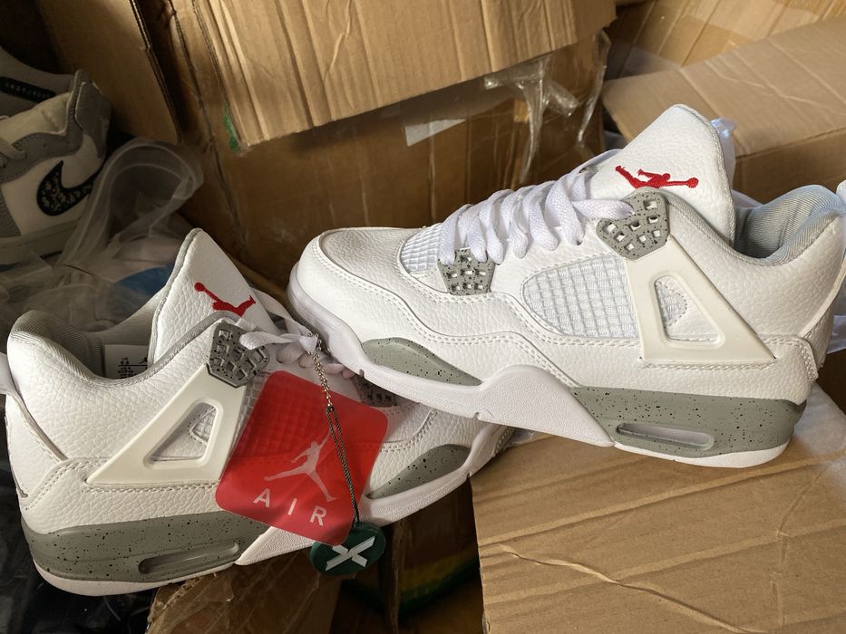 Adidasi  Jordan