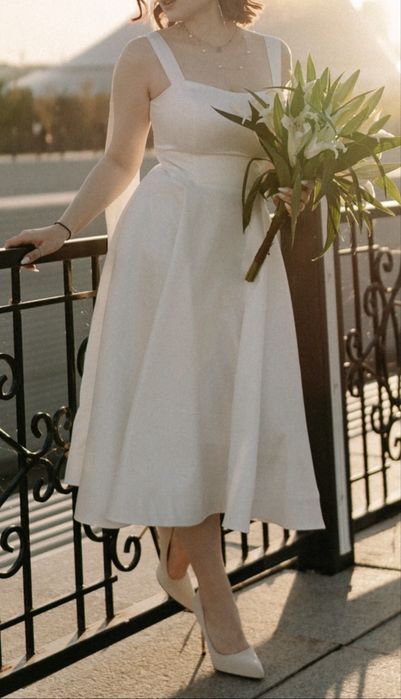 Продам два вечерних платья