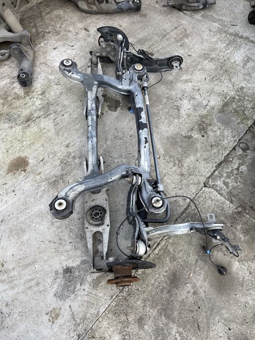 Punte Mercedes CLA w174 x174 fuzeta Brat spate stanga dreapta