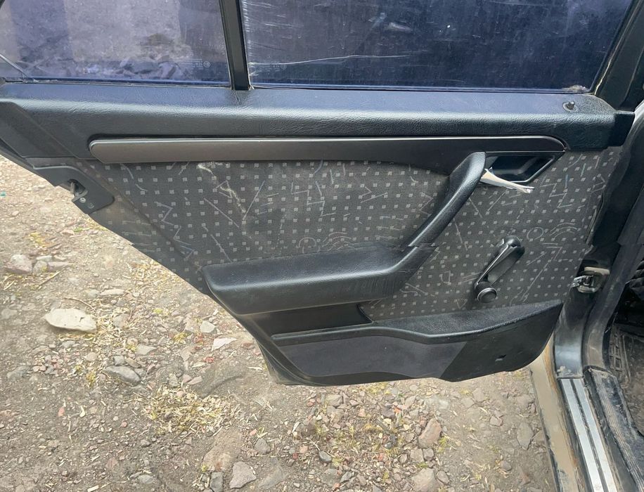 По запчастям продаётся МЕРСЕДЕС С180 W202