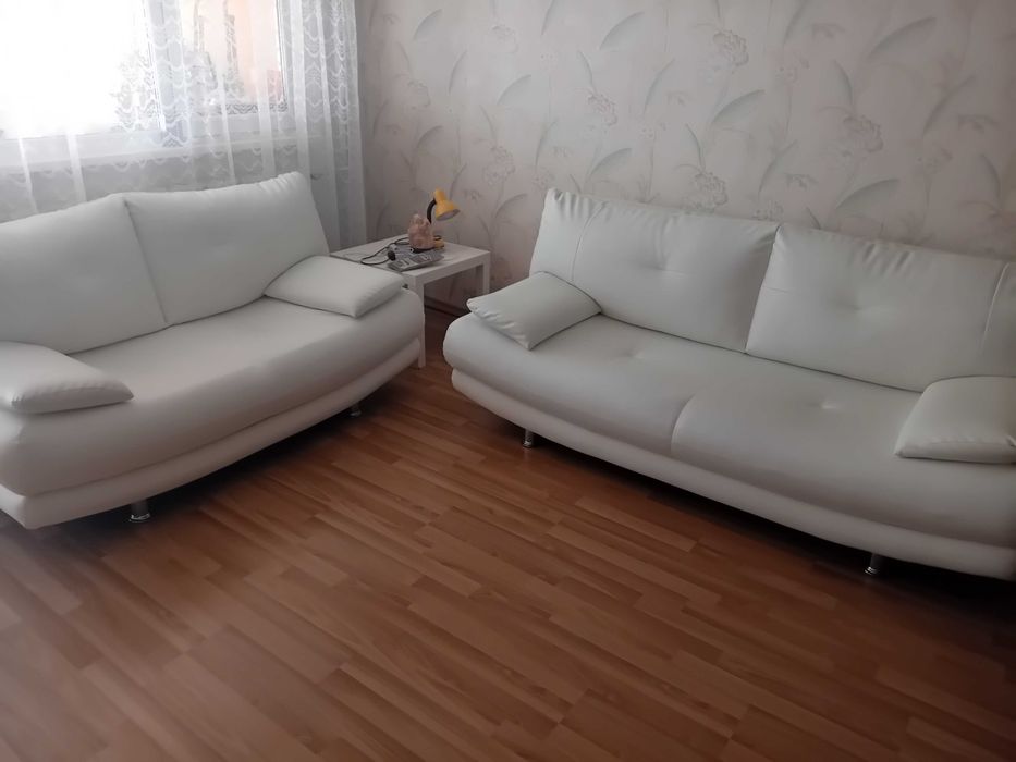 Дивани - Холна Гарнитура - Еко кожа в много добро състояние