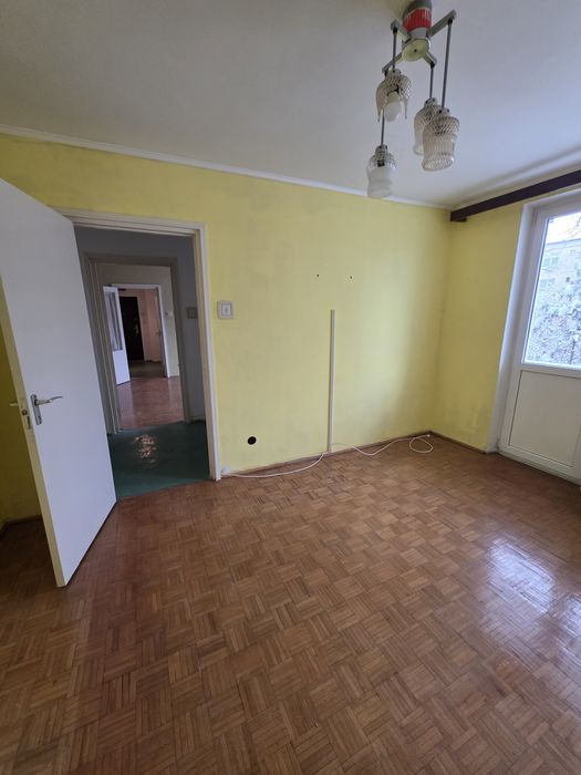 Ap 2 cam , et II , Conf I , Rogerius ,zona  Hotel Melody