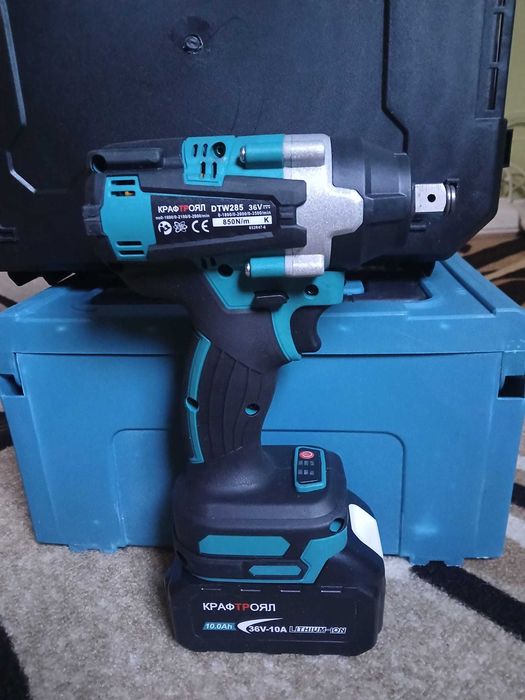 Ударен Гайковерт