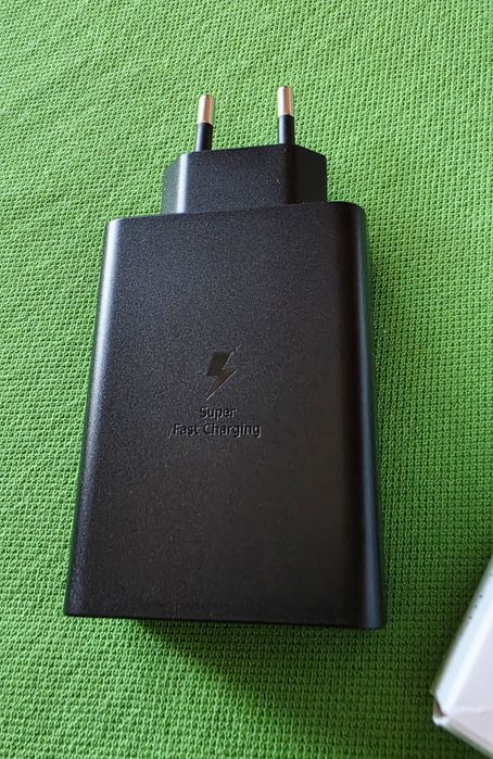 Incarcator original 65W Samsung Z Fold 8 Ultra.