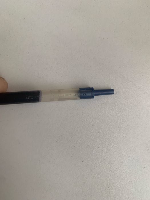 Набор ручек в отличном состоянии корпус металл