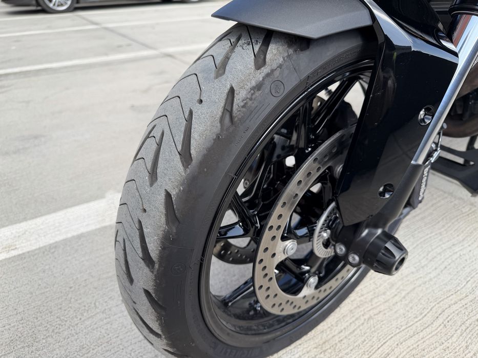 BMW F900XR Triple Black 2024