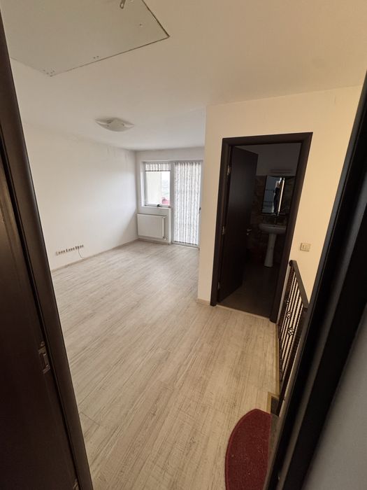 Casa tip vila insiruita-intabulata-rond Breazu