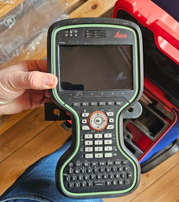 Statie total robotizata Leica Visa TS16 P5 R500 + Controller CS20