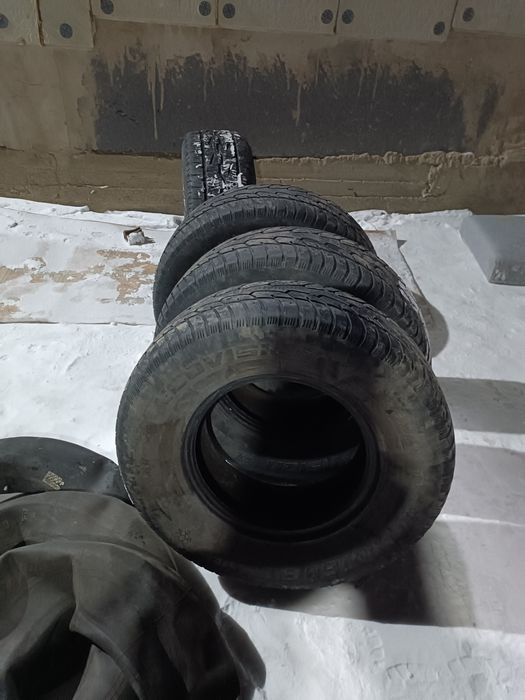 Продаю шины/ б/у