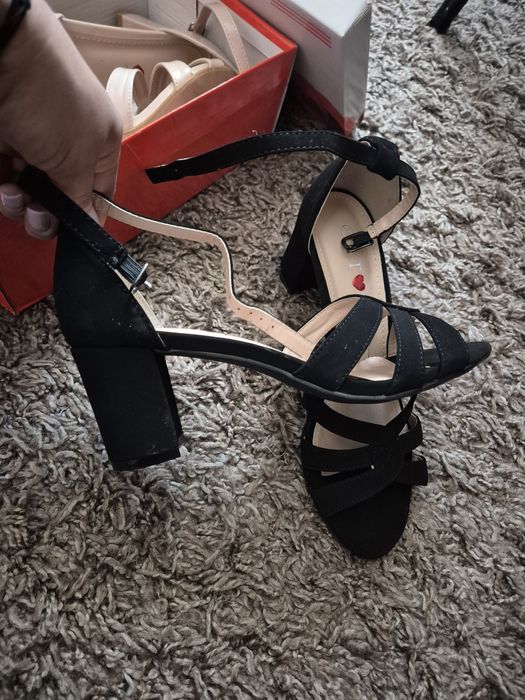 Sandale negre/crem toc gros