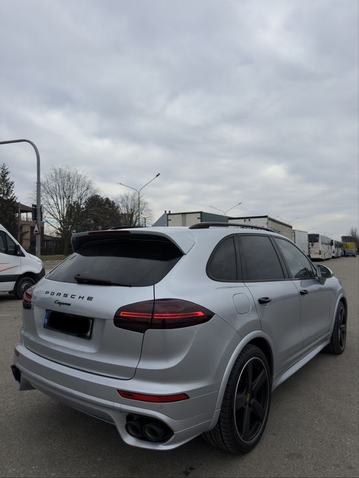 PORSCHE Cayenne 2017 — imagine 3