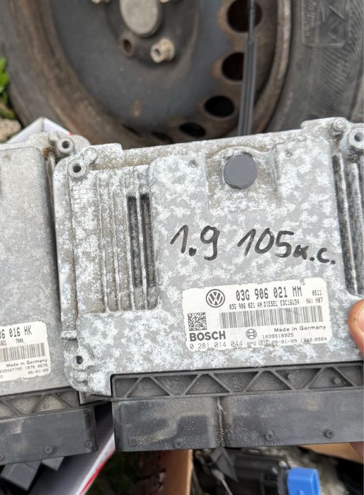 Компютър мотор двигател ECU 03g906021 mm 1.9 BLS Vw golf touran passat