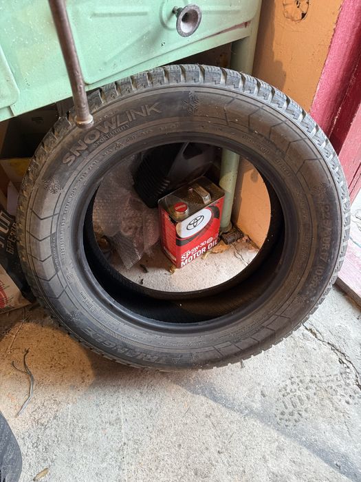 Продам зимние шины 225/60/17 Triangle