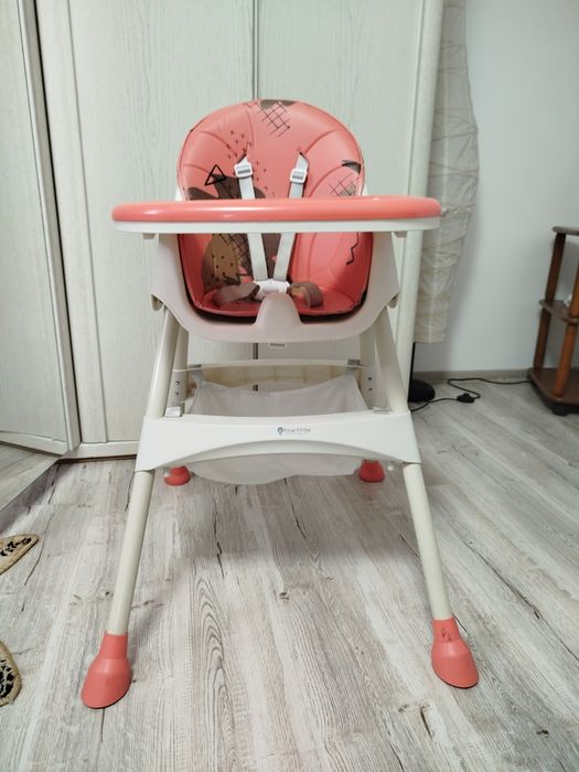 Vând scaun de masă