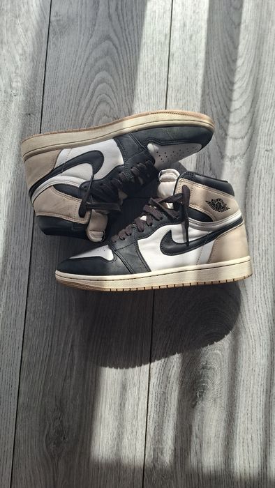Vând sneakers Air Jordan 1 light mocha